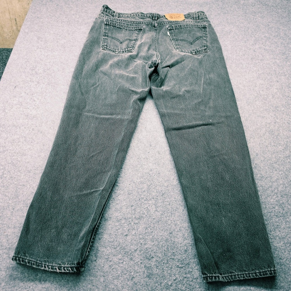 Vintage 90s  Levis 550 Relaxed Fit Tapered  Leg Jeans Black USA Made 38x32